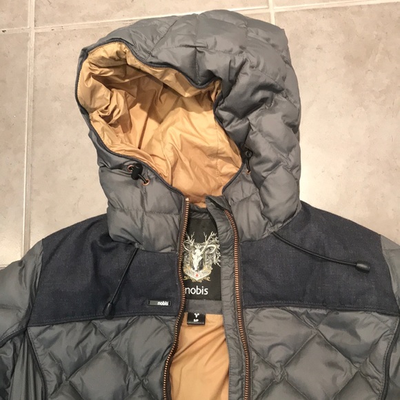 Nobis Elle quilted bomber jacket with hood - Picture 4 of 5